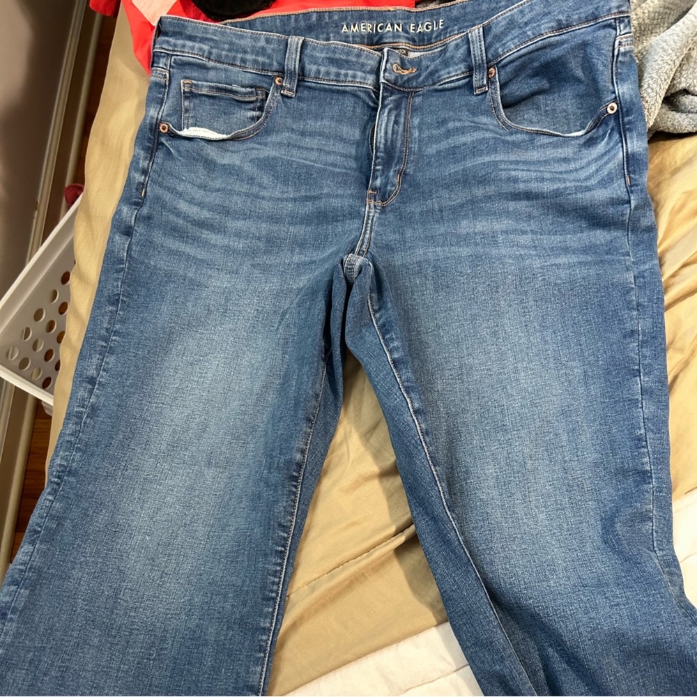 American Eagle Kick Boot Jeans Size 18